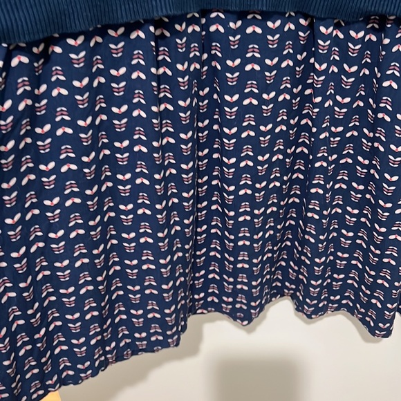 Fun Sweater/Tunic - Picture 3 of 4